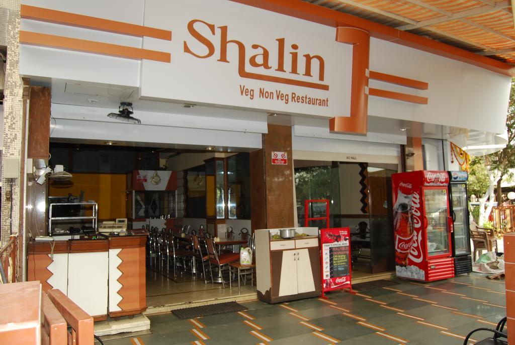 Hotel Apex Navi Mumbai Exteriör bild