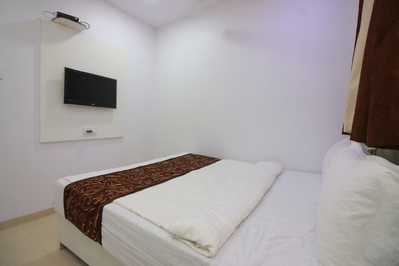 Hotel Apex Navi Mumbai Exteriör bild