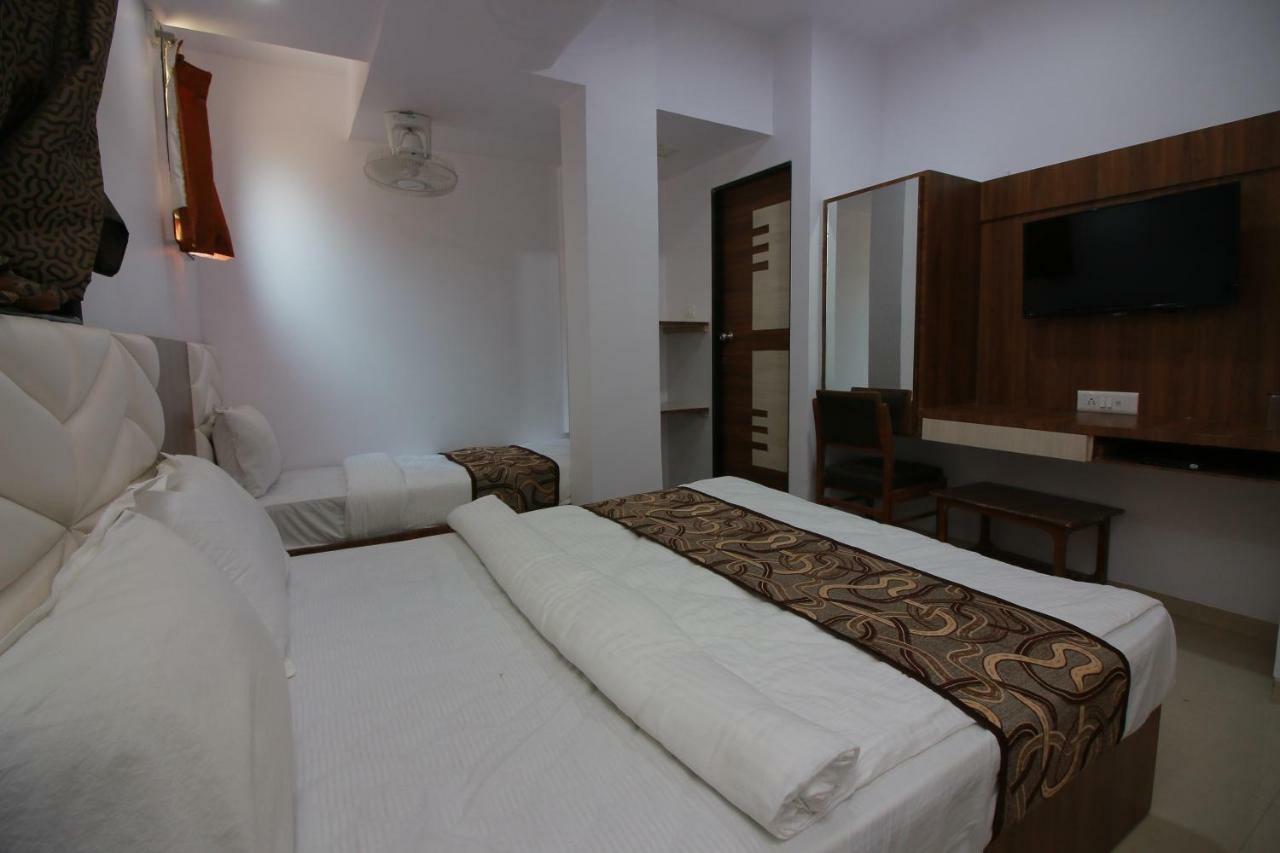 Hotel Apex Navi Mumbai Exteriör bild
