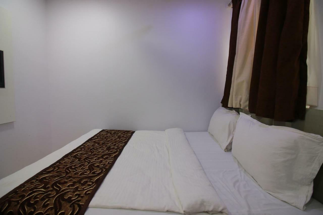 Hotel Apex Navi Mumbai Exteriör bild