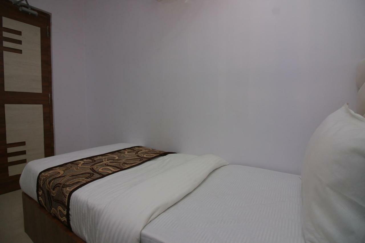 Hotel Apex Navi Mumbai Exteriör bild