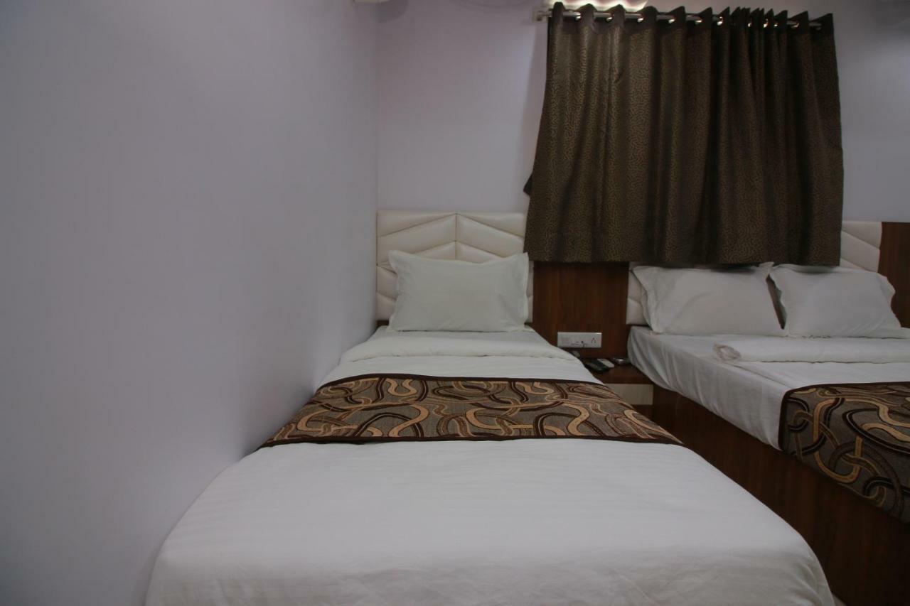 Hotel Apex Navi Mumbai Exteriör bild