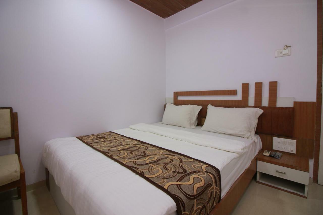 Hotel Apex Navi Mumbai Exteriör bild