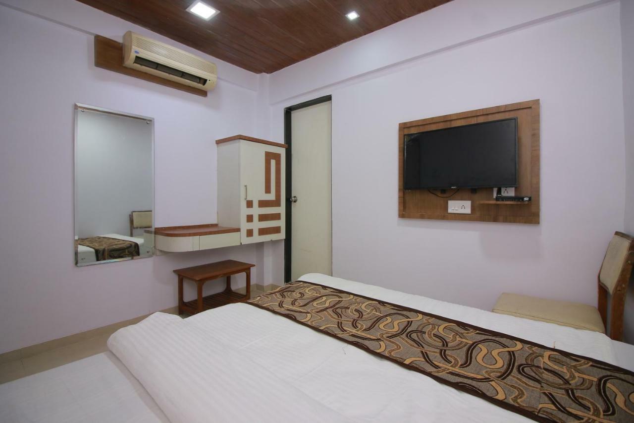 Hotel Apex Navi Mumbai Exteriör bild