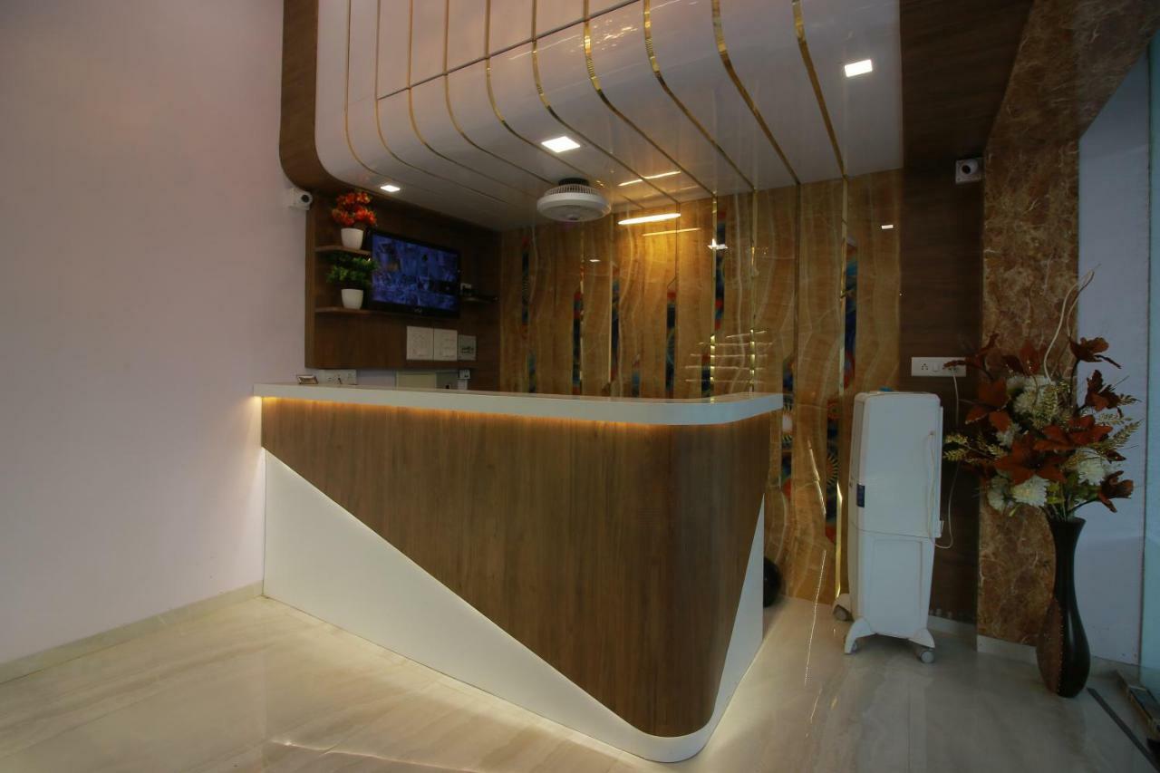 Hotel Apex Navi Mumbai Exteriör bild