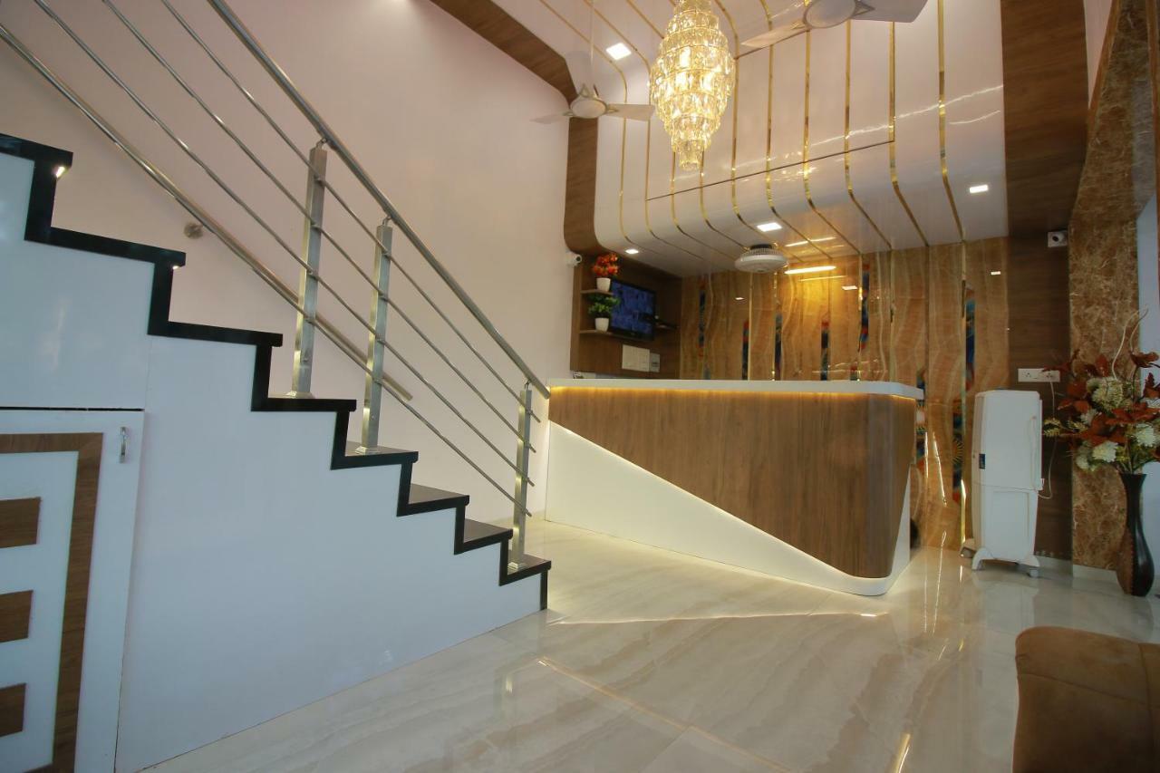 Hotel Apex Navi Mumbai Exteriör bild