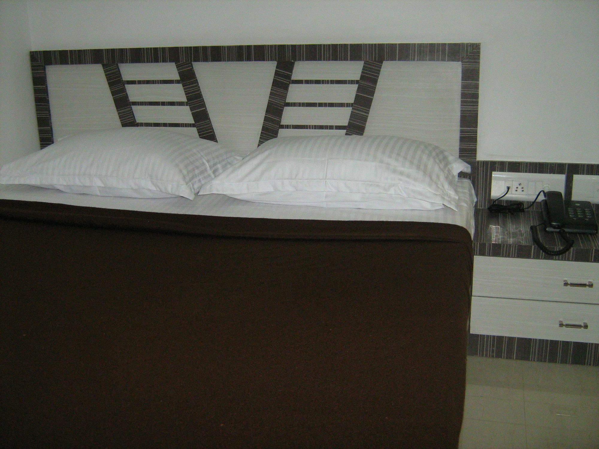 Hotel Apex Navi Mumbai Exteriör bild